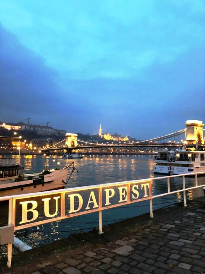 Central Quiet Studio B&b, Airport Connection * Budapesta